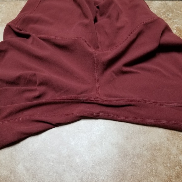 SOLD Lulu rare Savannah color aligns sz 6 25" - Picture 5 of 5